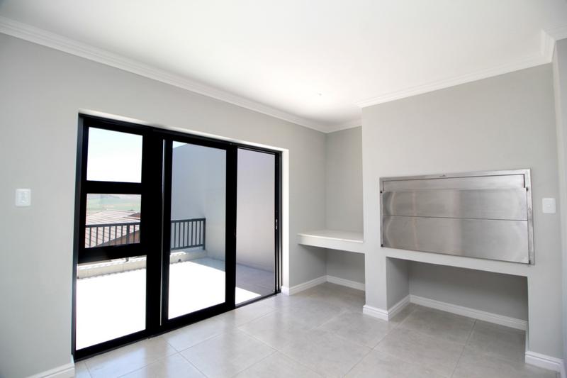 3 Bedroom Property for Sale in Fraaiuitsig Western Cape